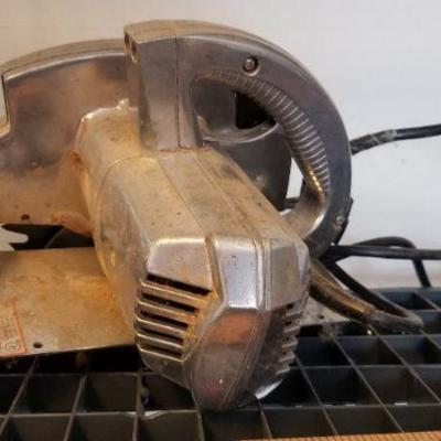 LOT #258: Vintage 7 1/4 Powerhouse Saw Model 73126