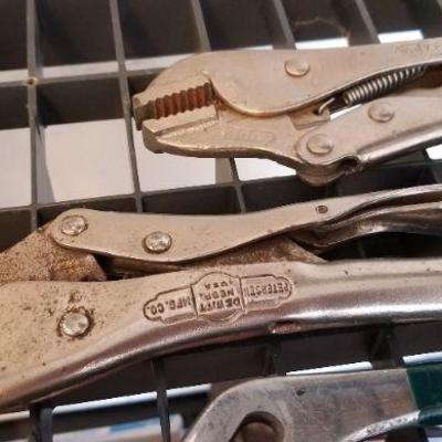 LOT #266: (1) Large Plier and (3) Vise Grips