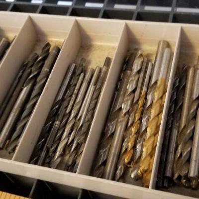 LOT #282: Large Tray of Drill Bits Assorted Size
