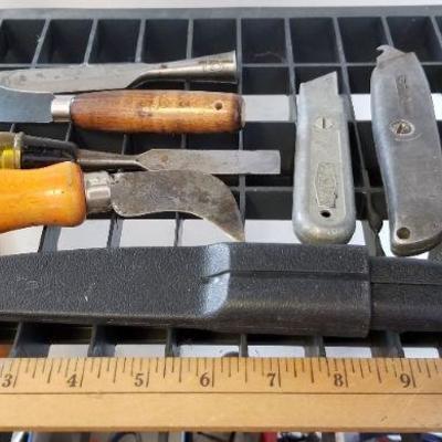 LOT #289: Vintage Assortment of Knives + Punch Bit
