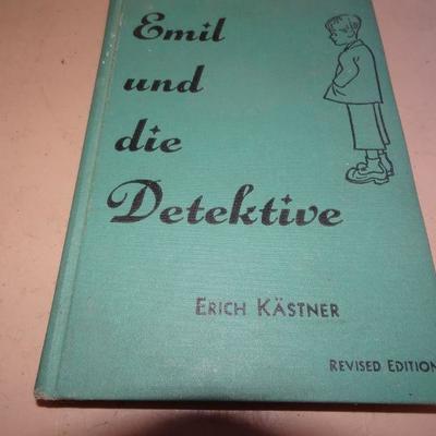 Emil und die Detektive by Erich Kastner Revised Edition 