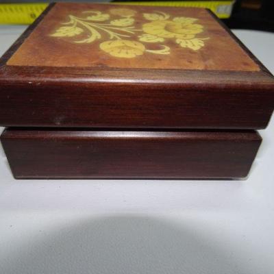 Solid Wood Inlayed Ring Box (ring not included) Notturno Intarsio 
