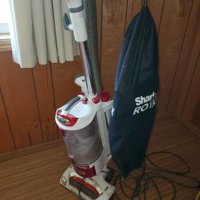 Shark vacuum with attachments 