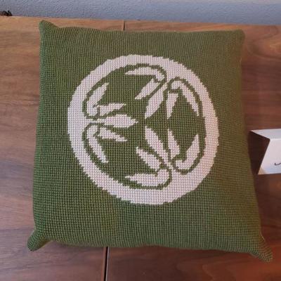 Lot 302: Mid Century Avocado Green & Cream Decorative Pillows