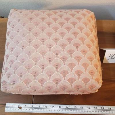 Lot 304: Pink Decorative Pillows 