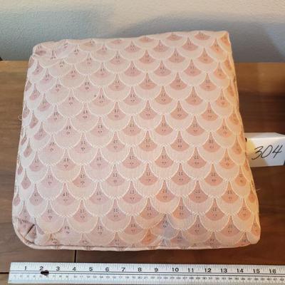 Lot 304: Pink Decorative Pillows 