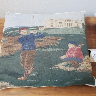 Lot 305: Vintage Golf Decorative Pillows