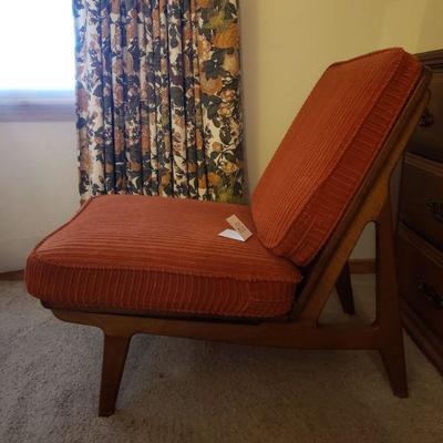 Lot 329: Mid Century France & Daverkosen Danish Chair (21"Ã— 33" Ã— 29.75")