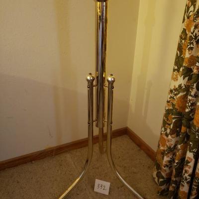 Lot 332: Mid Century Coat Tree