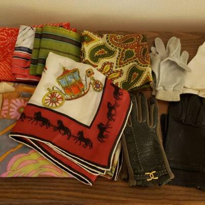 Lot 336: Vintage Gloves and Scarves Lot