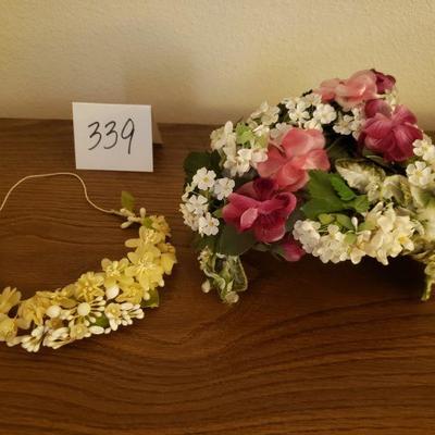 Lot 339: Vintage Floral Hat And Head/Hatband