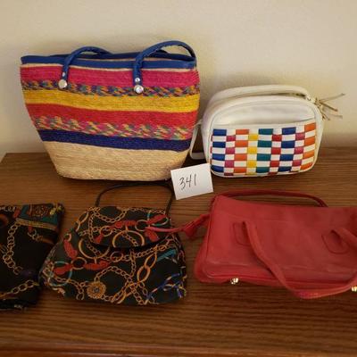 Lot 341: Vintage Purse Lot