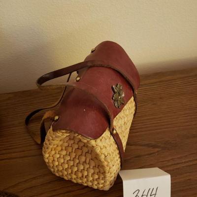 Lot 344: Vintage Purse Lot