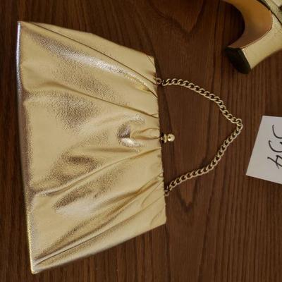 Lot 354: Vintage Gold Shoes & Handbag lot