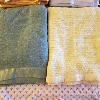 Lot 367: Vintage Wool Blankets 