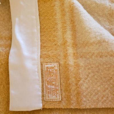 Lot 368: Vintage Pendleton Plaid Wool Blanket