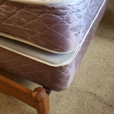 Lot 369: Mid Century Full Size Bed with Queen Mattress 