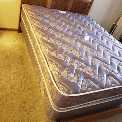 Lot 369: Mid Century Full Size Bed with Queen Mattress 