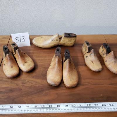 Lot 373: Vintage Swedish Child's Cobbler Shoe Molds