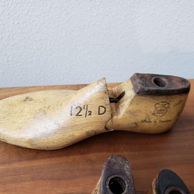 Lot 373: Vintage Swedish Child's Cobbler Shoe Molds