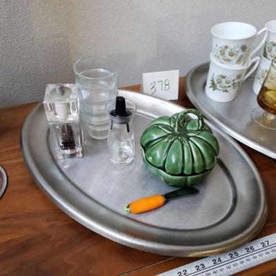 Lot 378: Mixed Kitchen lot