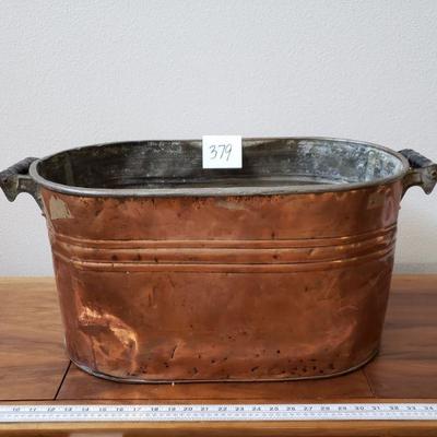 Lot 379: Antique Copper Tub
