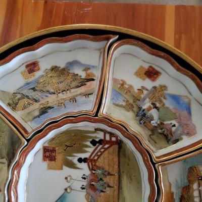 Lot 392: Vintage Japanese Sectioned Tray