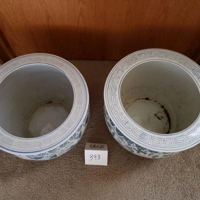 Lot 393: (2) Planters 