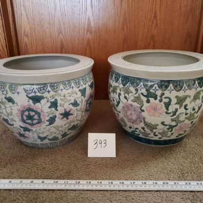 Lot 393: (2) Planters 