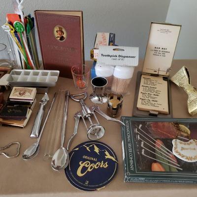 Lot 397:  Vintage Bar Items