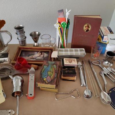 Lot 397:  Vintage Bar Items