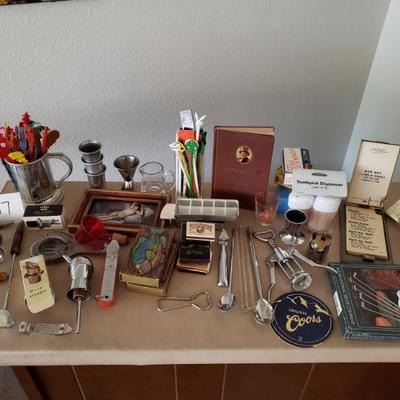 Lot 397:  Vintage Bar Items