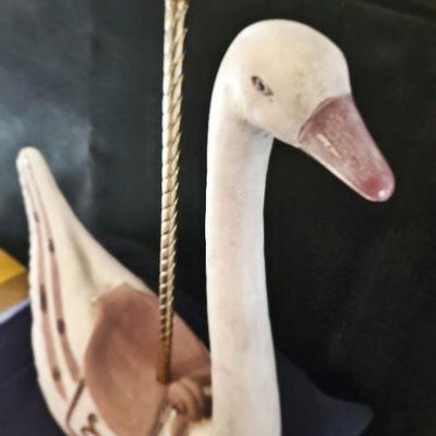 Carousel Swan