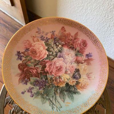  Rose Sympthony Decorative Plate