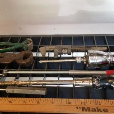 LOT #400: Large Bundle of Assorted Hand Tools