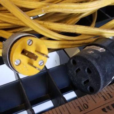 LOT #402: 3-Prong Yellow extension cord