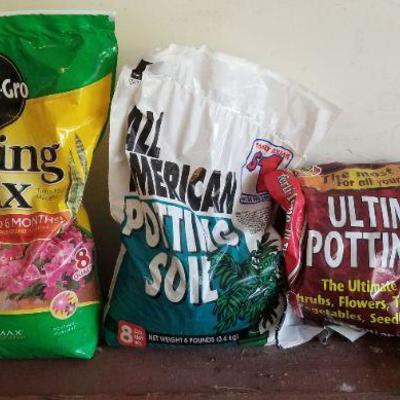LOT #422: Pottong Soil Bundle - all half full