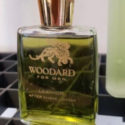 LOT #434: Vintage group of Vintage Men's After Shave Lotion