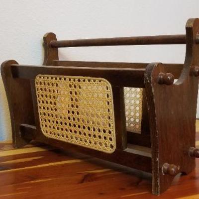 LOT #458: Vintage Woven Wicker Deco Magazine Paper Rack 