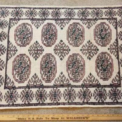 LOT #463: Vintage Floor Rug