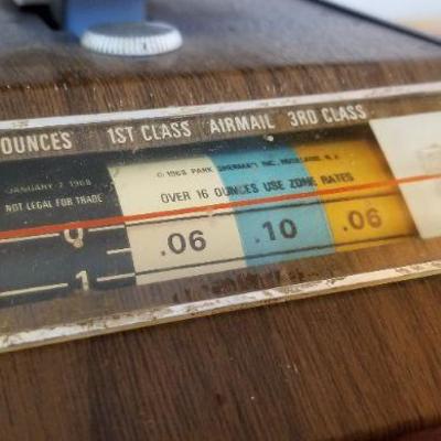 LOT #474: Vintage Postal Scale