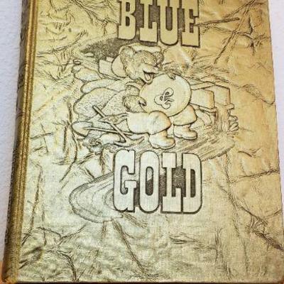 LOT #481: Vintage 1949 Blue Gold University of California Yearbook Hardback 