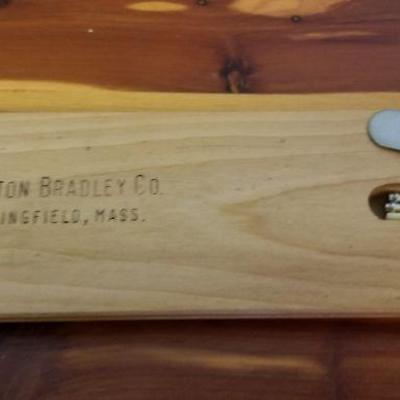 LOT #488: Vintage Cribbage Board Game