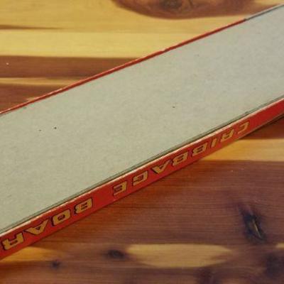 LOT #488: Vintage Cribbage Board Game