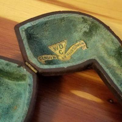 LOT #489: Vintage White Meerschaum Smoking Pipe w/ Case