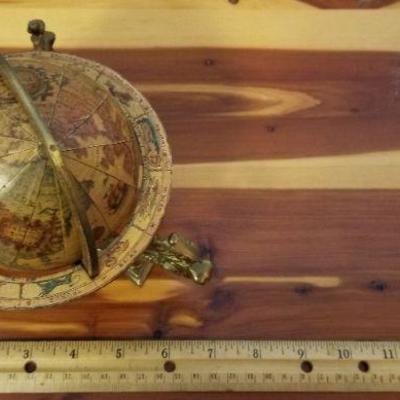 LOT #499: Vintage Small Desktop Globe