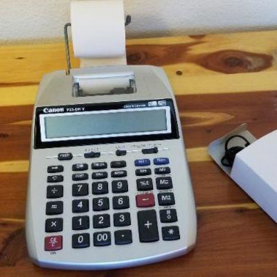 LOT #500: Vintage Desktop Calculator w/ POWER supply