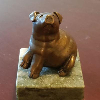 Lot 533: 'Piglet' Sculpture by Adam Schultz 
