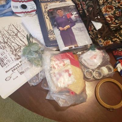 Lot 535: Huge Sewing and Crafts Lot