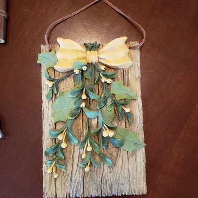 Lot 543:  Decorative Items Lot